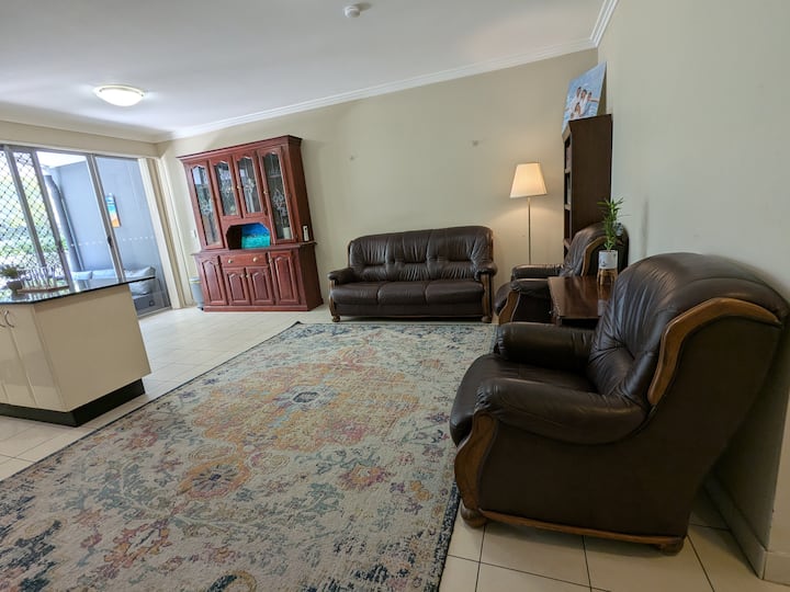 2br Unit With Private Yards, Parking And Gazebo. - Blacktown