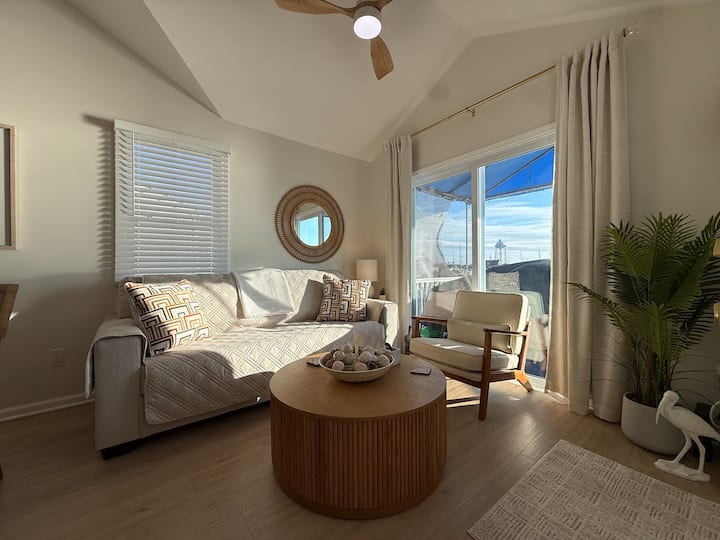 Cozy Bayfront Cottage Beachfront, Sunset View, Bbq - Seaside Heights, NJ