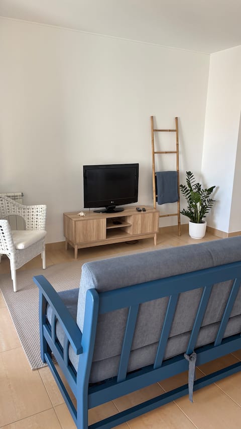 Top performing Airbnb: Pool and beach 5 min away | Ideal for families in São Martinho Do Porto