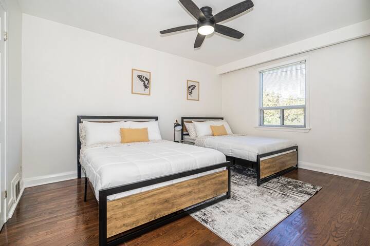 预订2间卧室后，第3间卧室将关闭，不可使用。 如有需要，您可以将此房间作为第二间卧室。