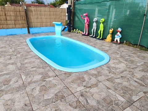 beach house with pool in Quintão