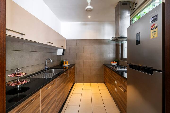 Kitchenette image 1