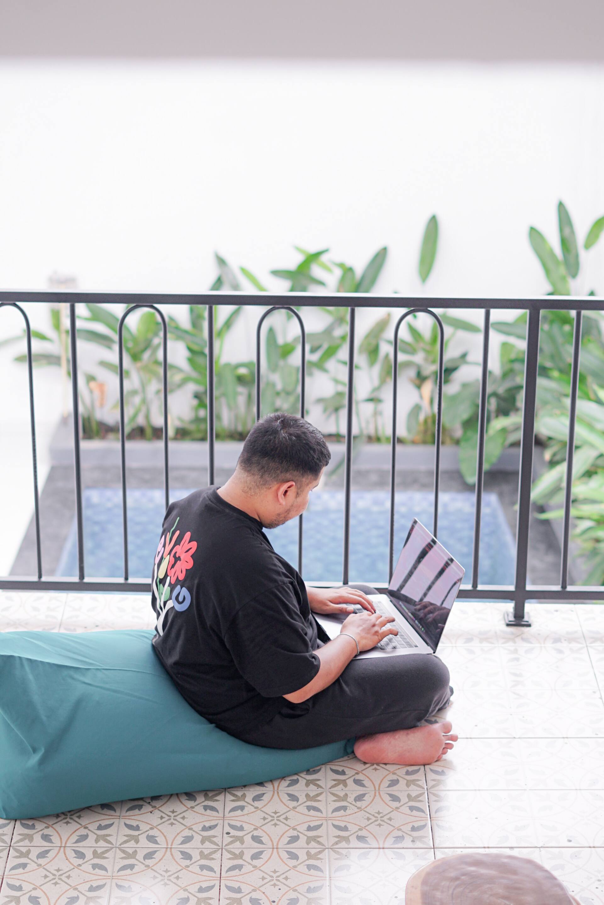 Calm Central Deluxe Room in Bali 3