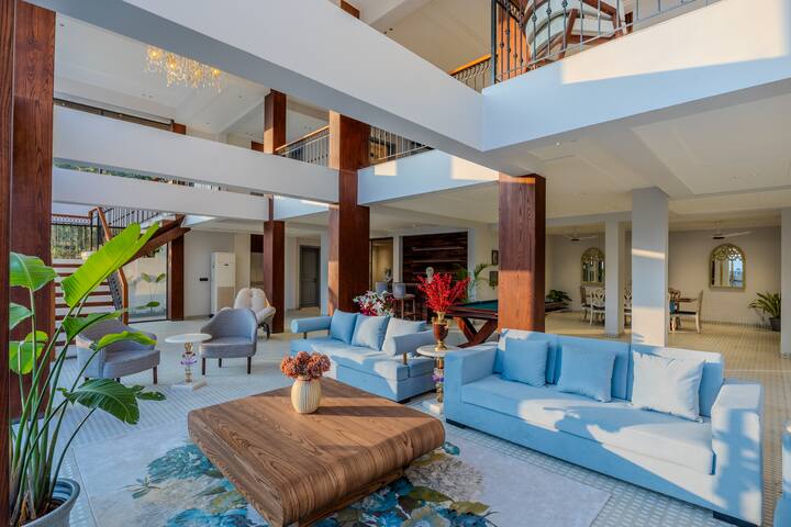 Living room image 1