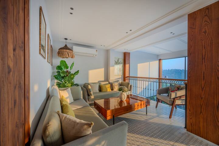 Living room image 11