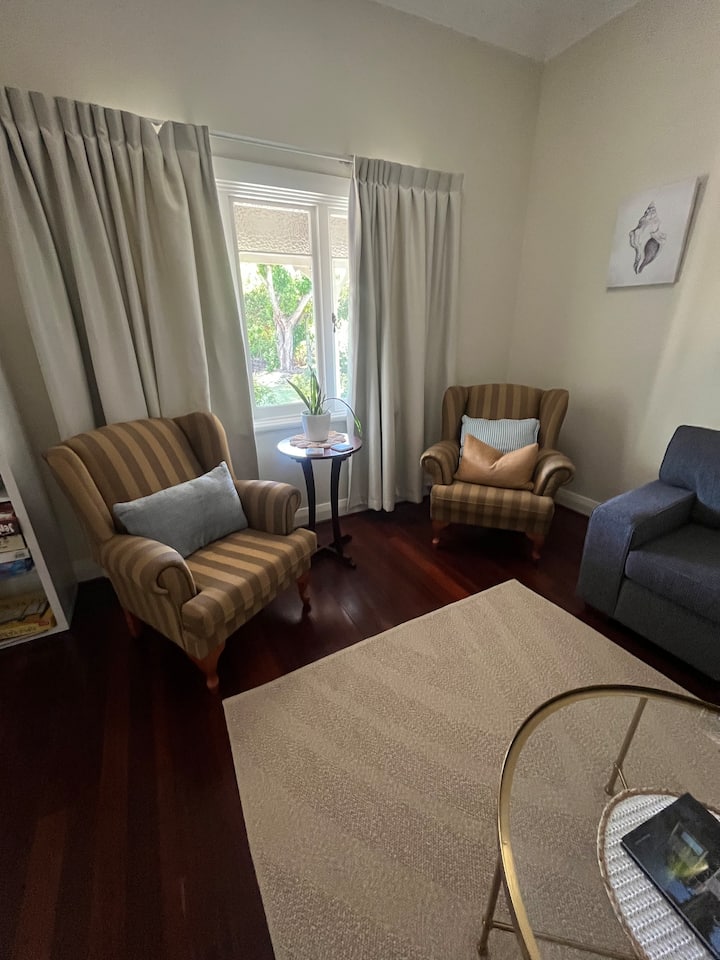 Family & Pet Friendly Home + Granny Flat - オーストラリア ウッドブリッジ