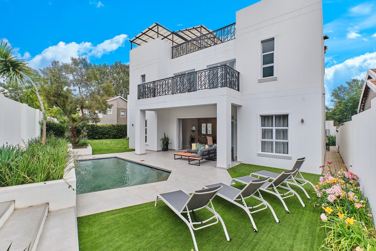 Sandton Rooftop Villa