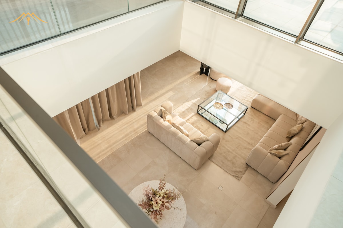 New Arabian Palmhills Villa 6BR +Maid Private Pool