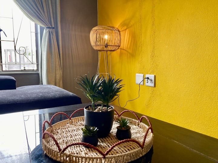 Travershub Sleeps 6 Self-catering Group Belhar, Ct - Western Cape