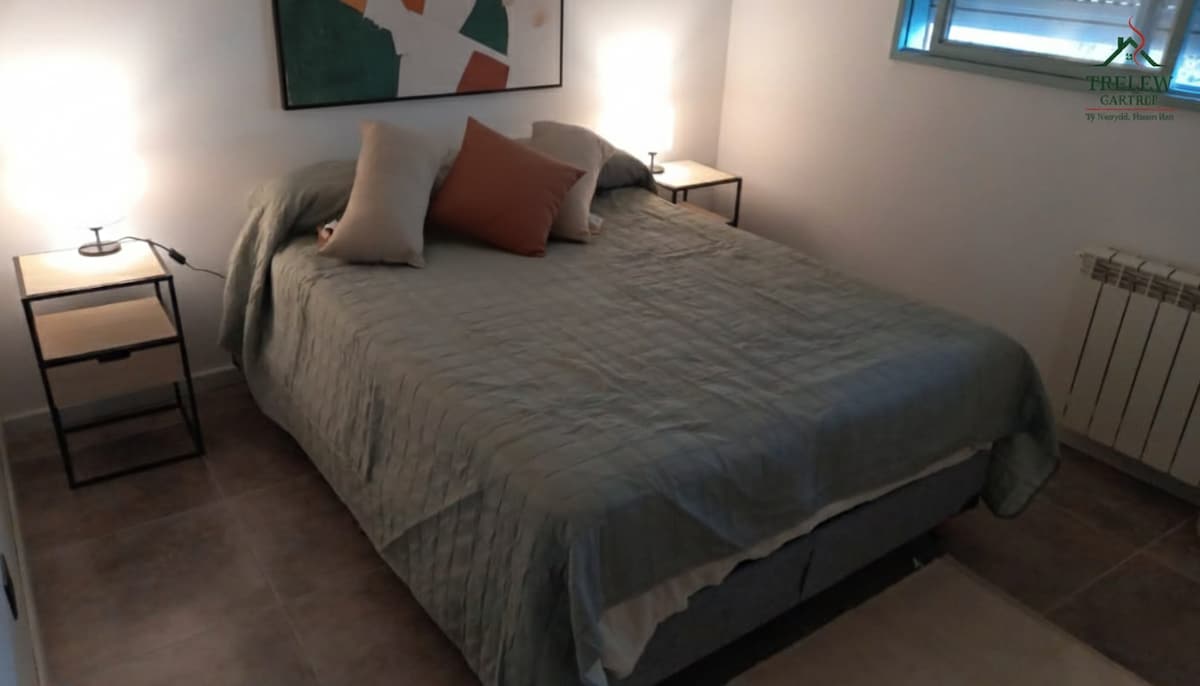 غرفة النوم 2