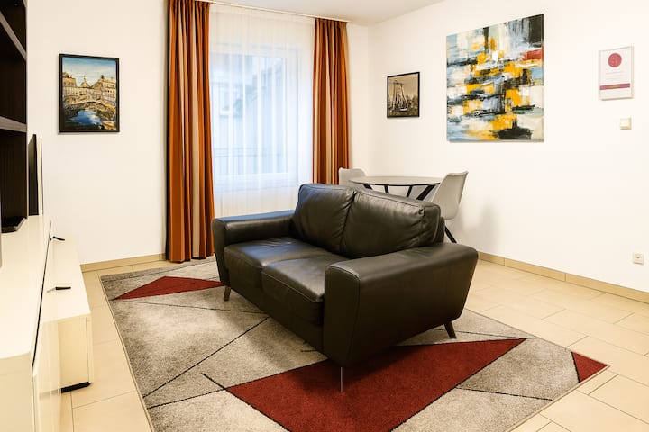 Villa Viktoria 2 - Apartment Mit 1 Schlafzimmer - Ingolstadt