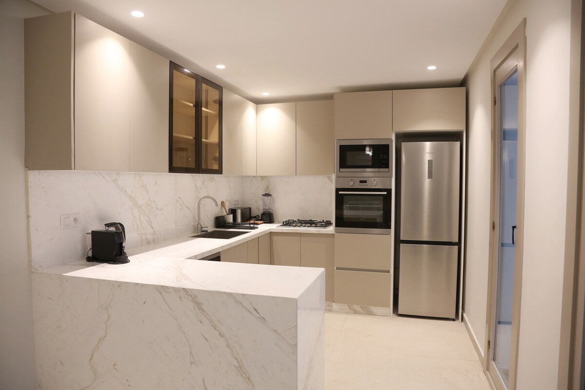 Villa in Casablanca  50  2 bedrooms  2 beds  15 baths - image 2