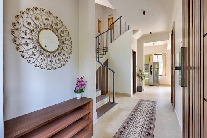 Living room image 1