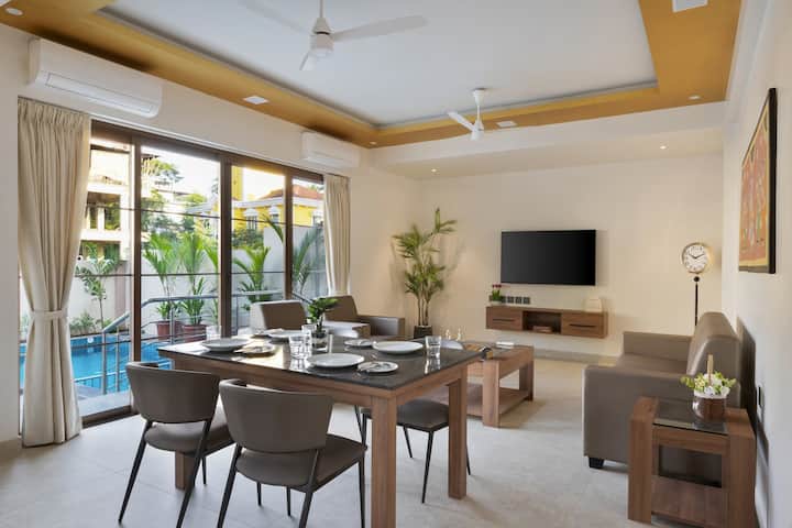 Dining area image 1