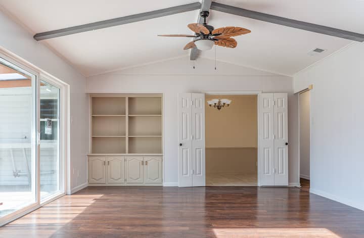 Merrimac Family Hideaway - Garland, TX