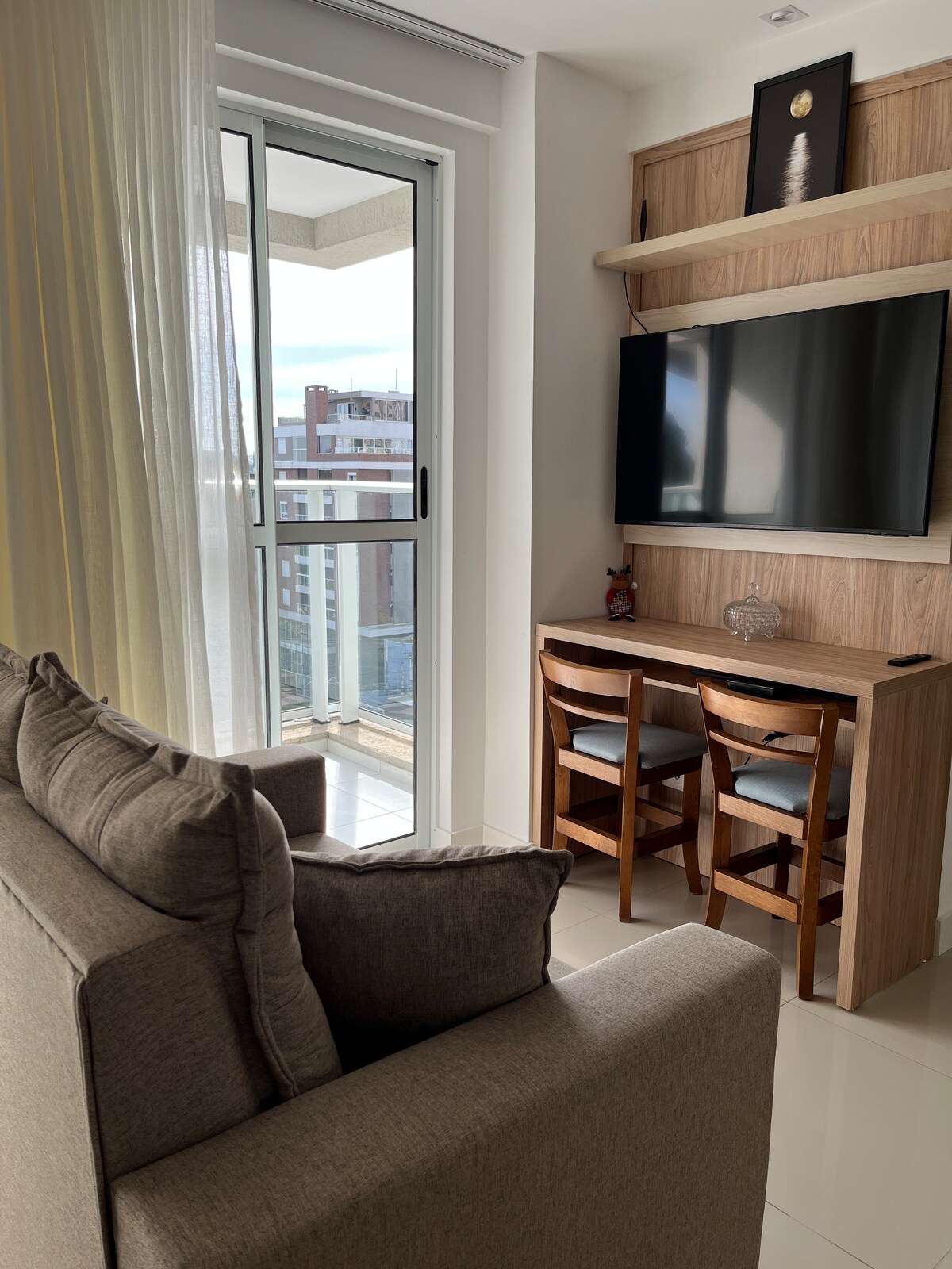 Imóvel de sucesso: Central, practical and comfortable apartment. em Alto Da Rua Xv