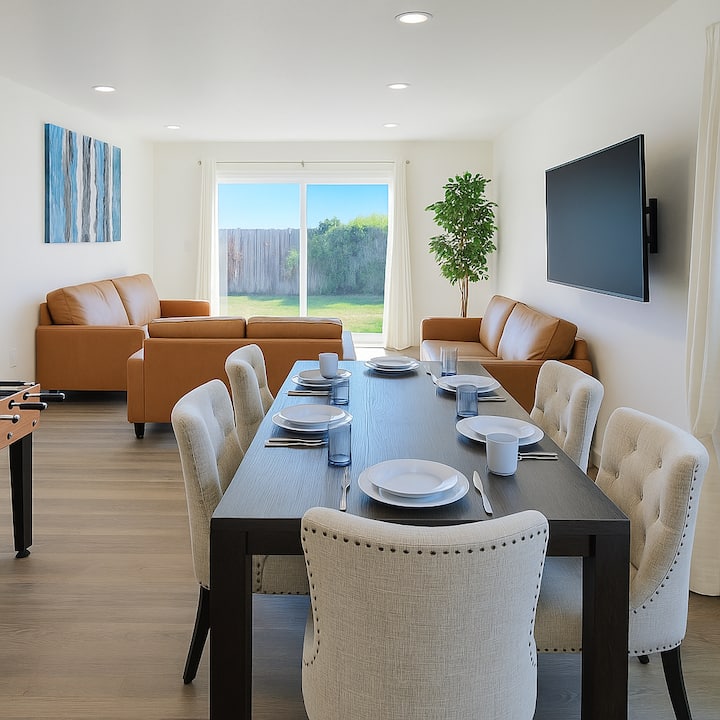 4 Bedroom Family Fun Retreat - San Diego, CA