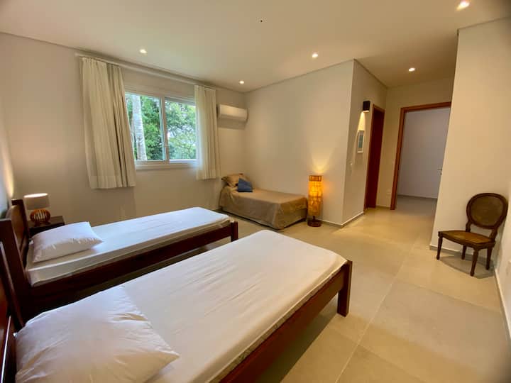 Suite 1 (Ground Floor) - 3 single beds