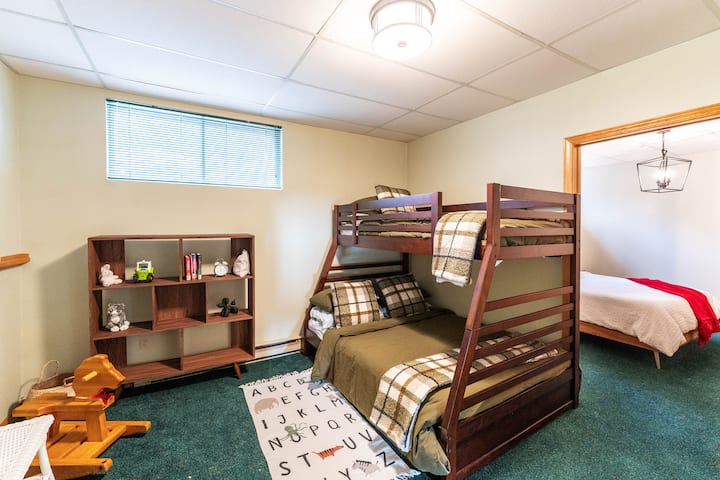 Bedroom 3: Bunk Beds - Bottom bunk is a double bed. Top bunk is a twin bed.