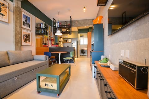 Successful Airbnb property: Boutique Apartment 100m from the Beach + Gastronomy & Shops in Copacabana