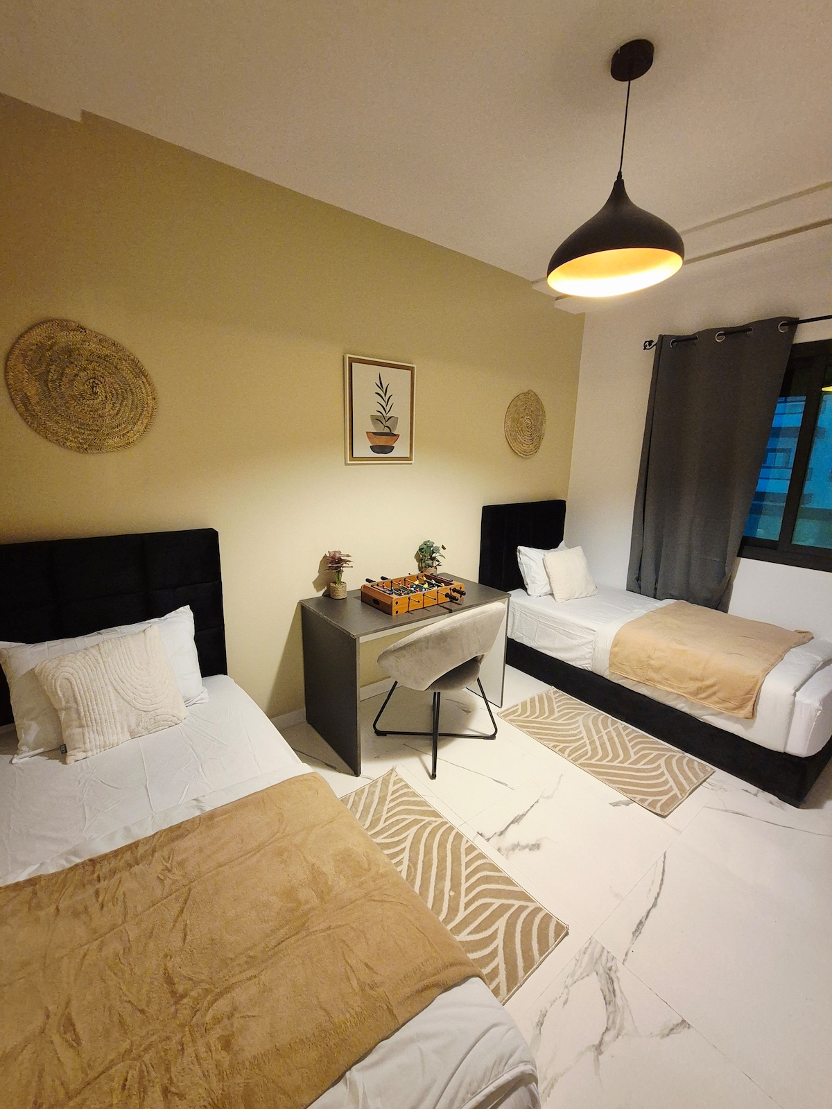 غرفة النوم 2