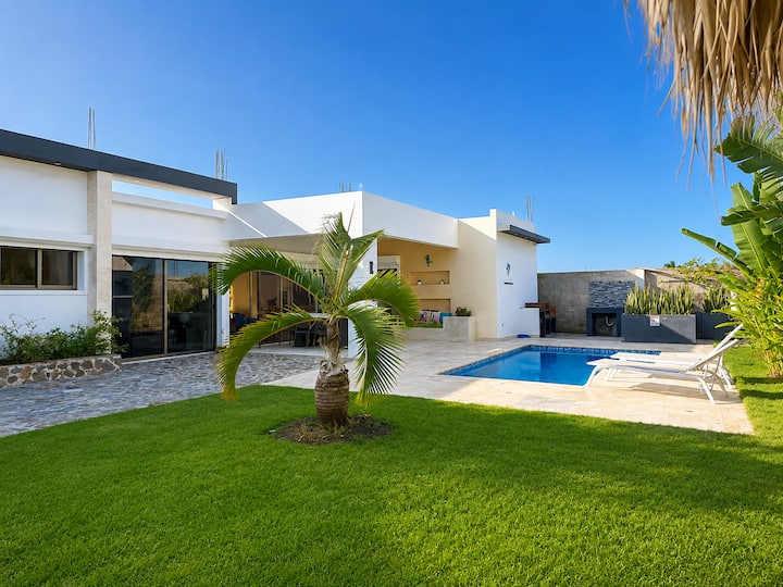 Villa Olam - 9 people, 4 minutes from the beach