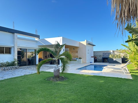 Villa Olam - 9 people, 4 minutes from the beach