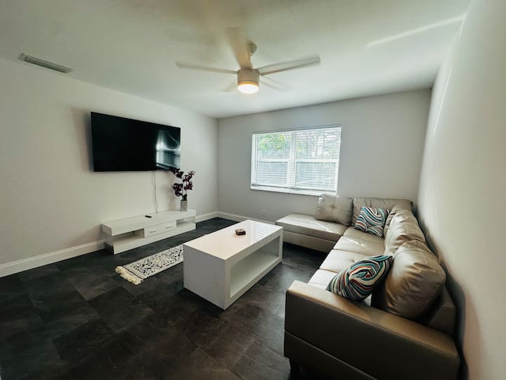 Beautiful Remodeled 2bd 2bath Prime E Delray Dogs - ボイントンビーチ, FL