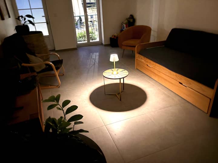 Maison Au Bord Du Rhône • 2 Chambres • 5 Pers - Tournon-sur-Rhône