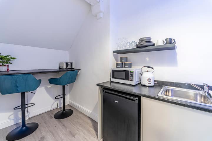 The Sage Seaside King-size Studio - Lytham St Annes