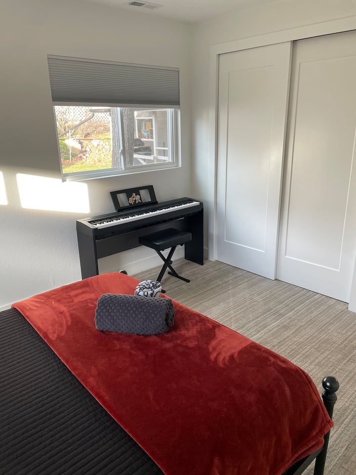 غرفة النوم 2