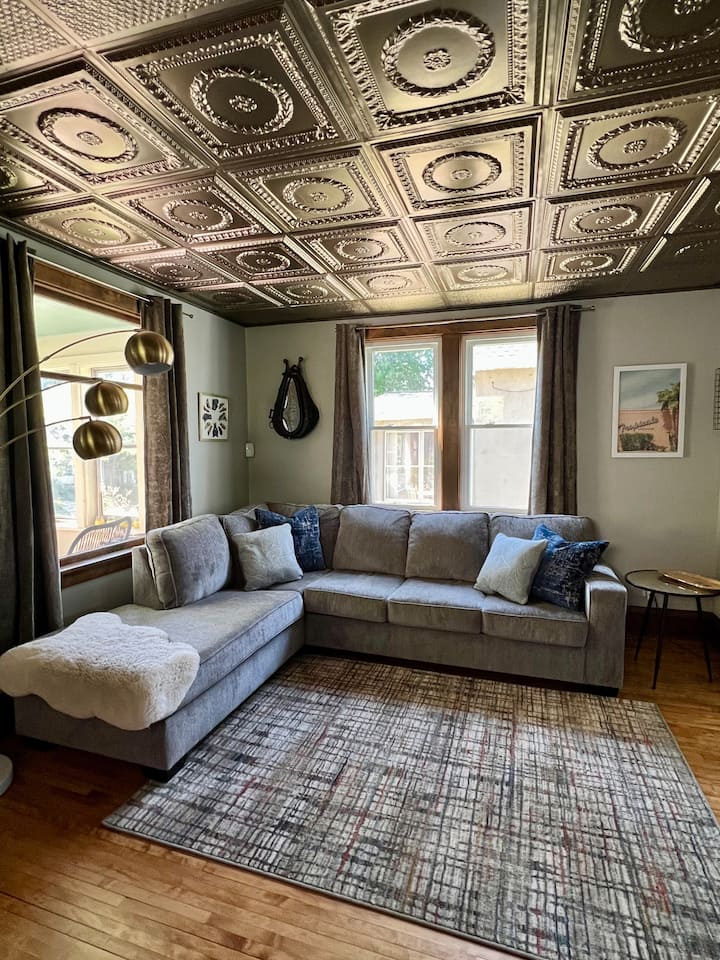 Centrally Located Southside Home - Minneapolis, MN