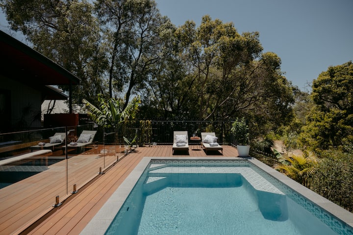 Coastal Heights Luxe Retreat With Pool - Dunsborough