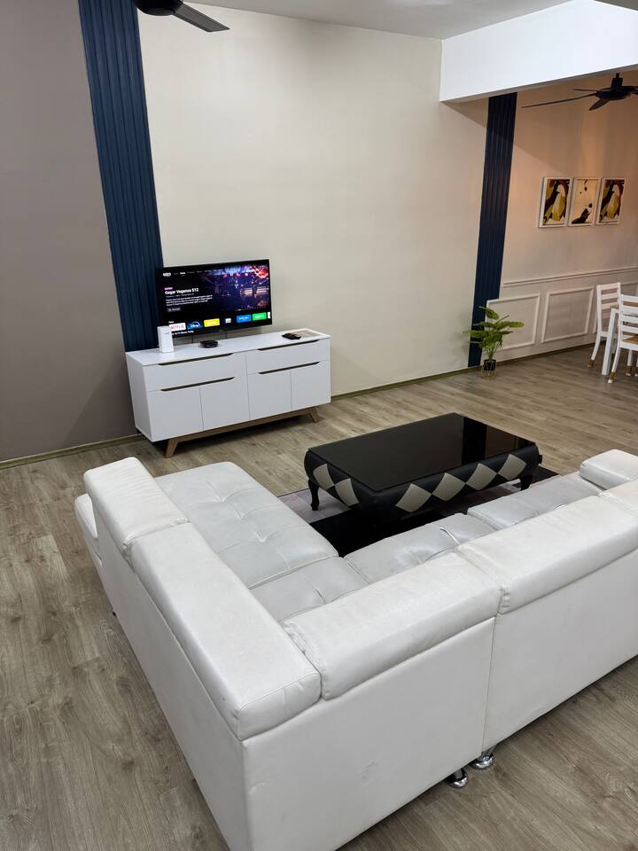 92a D’venus Homestay - Lumut