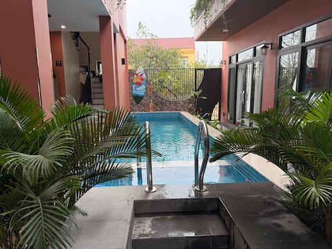 Green Diamond, with a pool, near the airport & the sea