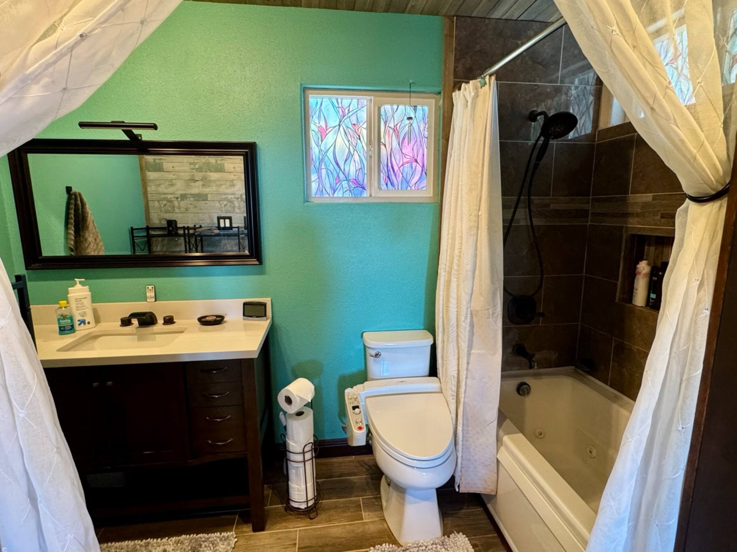 Peaceful Paradise 3Bd2Ba Home w BBQ, WD & Views - Photo 31