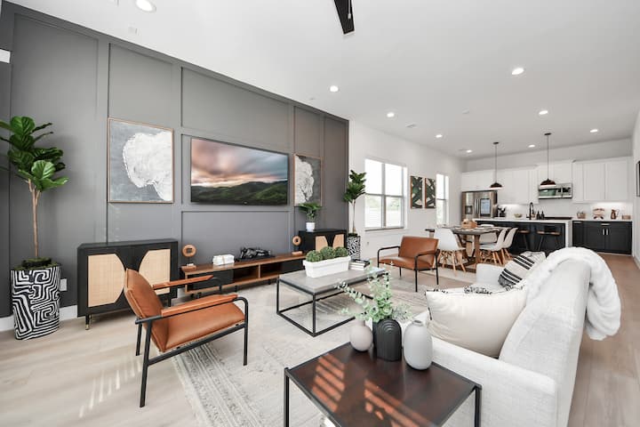 Oakhaven-downtown | Midtown | Medical Center - 3br - Houston, TX