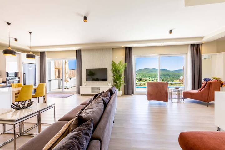 Kaş ÇUkurbağ’da Doğa Manzaralı Lüks Villa- Tu10091 - Каш