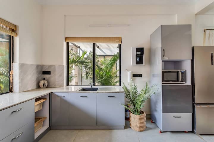 Full kitchen image 3