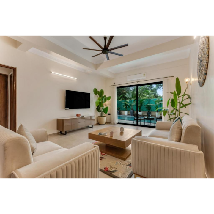 Living room image 1