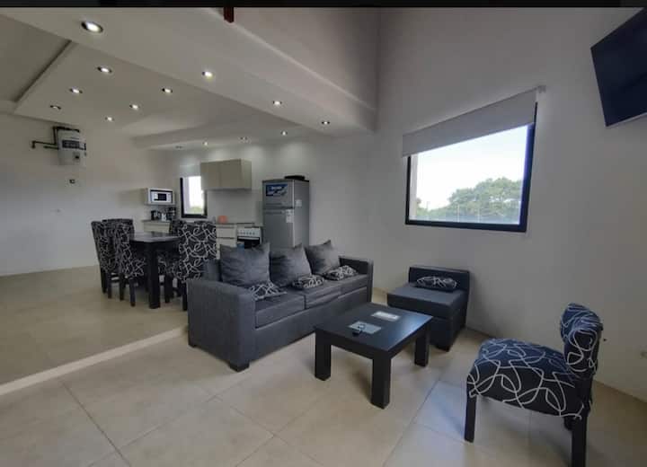 Dpto. Amplio Y Moderno Con Balcon/parrilla P/6 - Pinamar