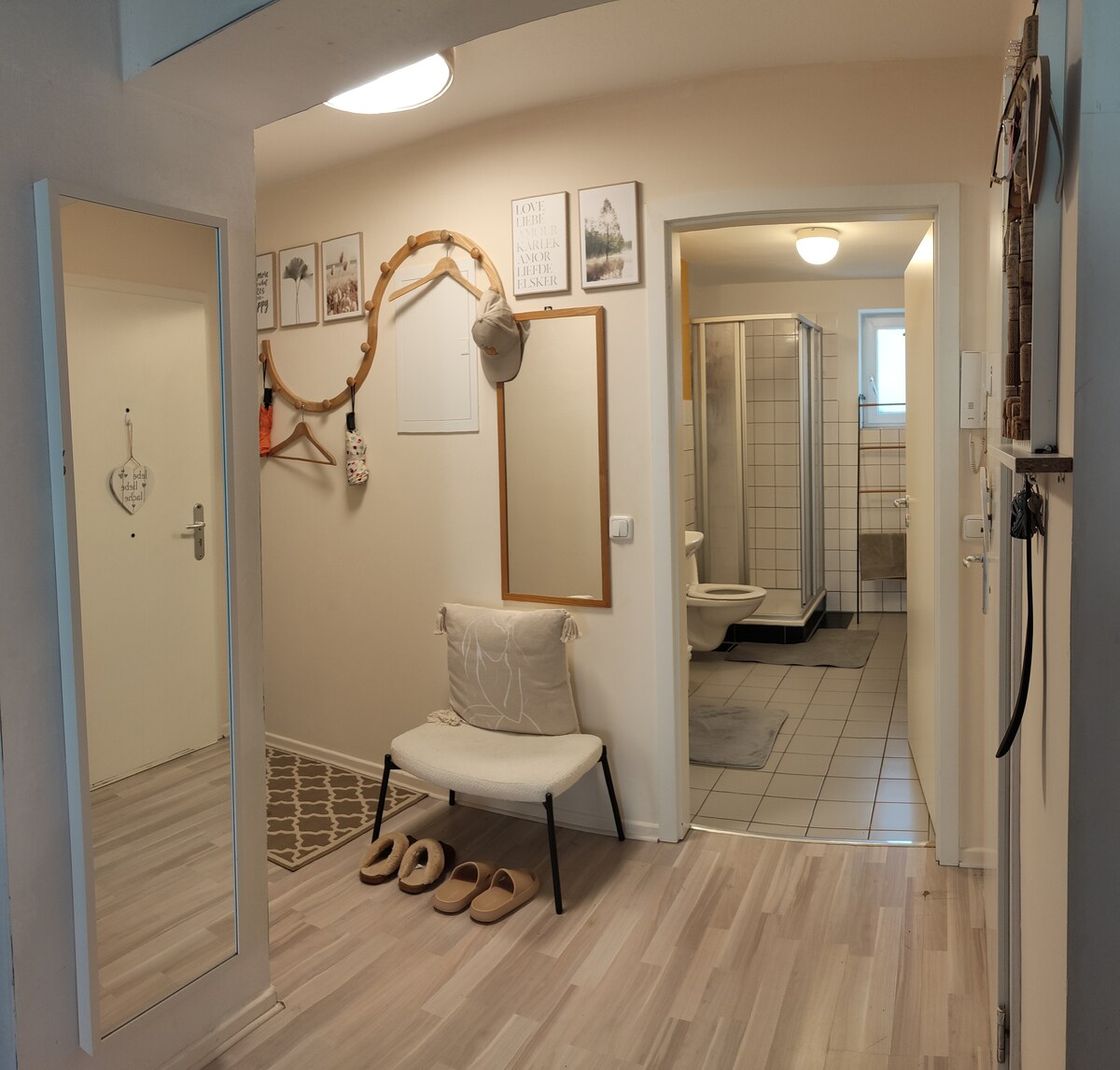 Room in a shared apartment 15 minutes from the center