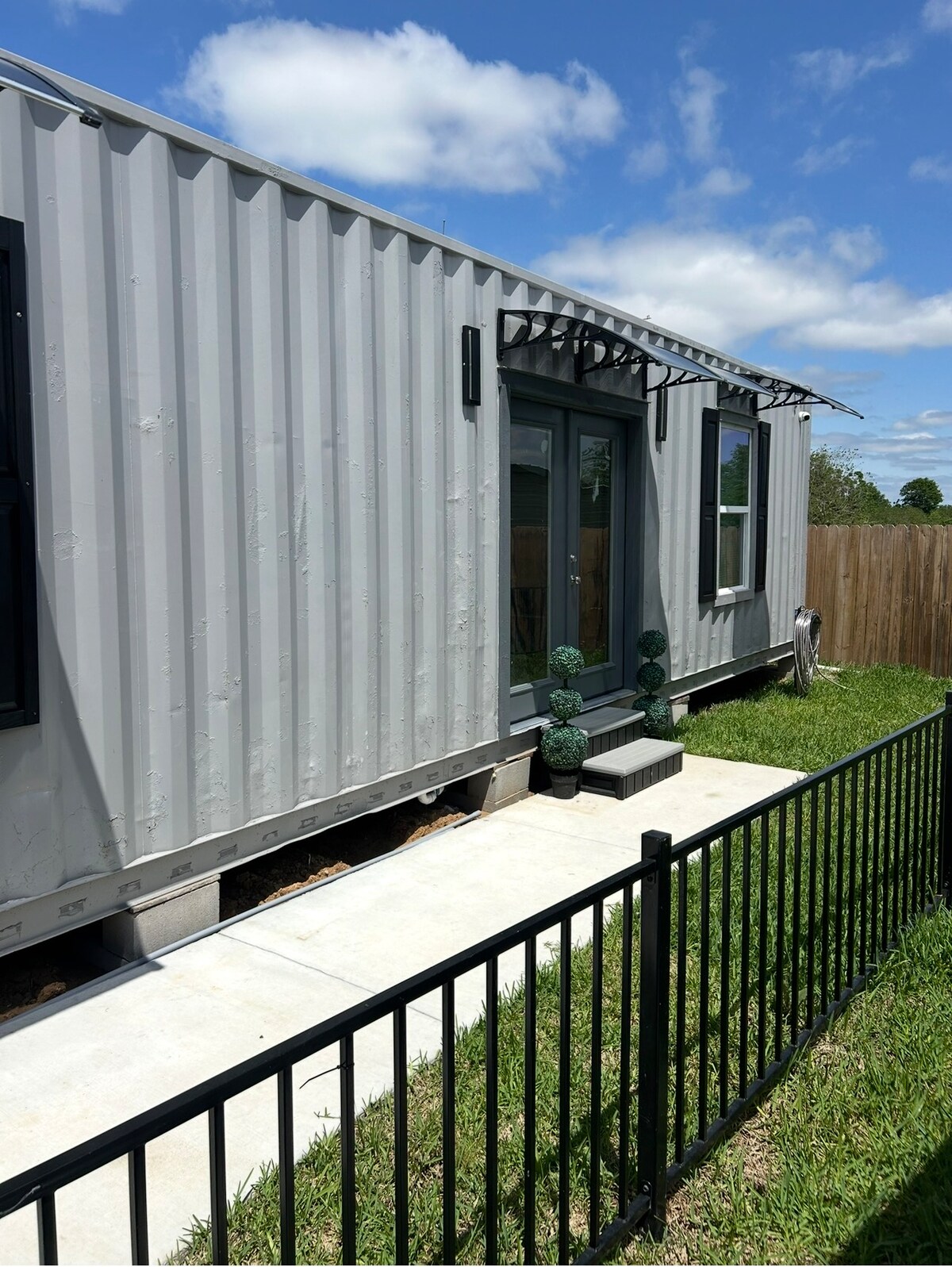 The Ranch Pad 2 - Shipping containers for Rent in Wharton, Texas ...