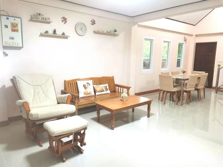 Happy House Padangbesar Thailand (2 Bedrooms) - Kaki Bukit