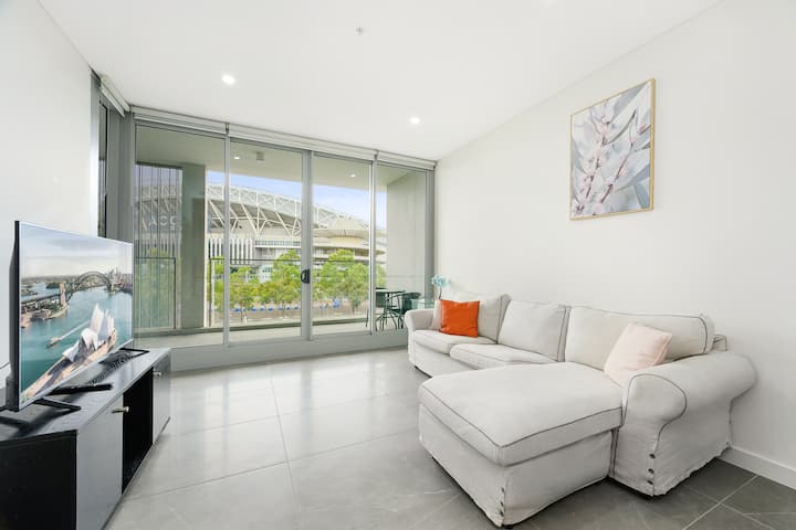 Olympic Park 2br Apartment Next To Accor Stadium - Strathfield