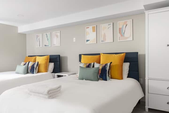 Premium Studio | The Beverly | 2 Queen Beds - Beverly, MA