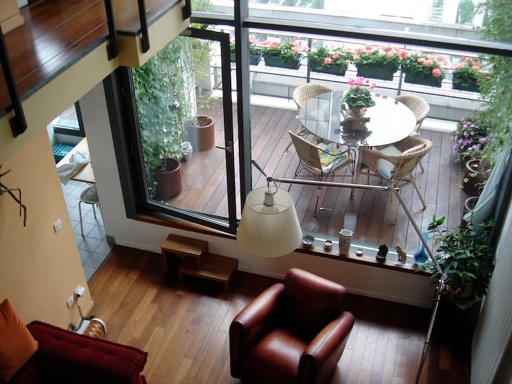 Chambre Chez L'habitant
Mezzanine - Vue Sur Seine - París