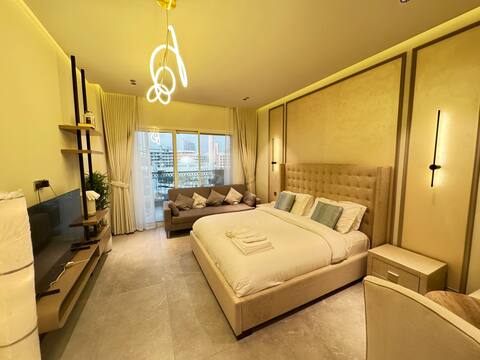 Top Airbnb: Cozy Modern Studio Burj Views | Arjan Dubai in Al Barsha South Third