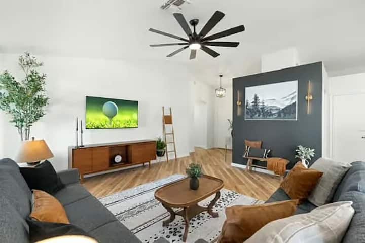 Budget Friendly Midterm With Huge Pool And Yard - Chandler, AZ