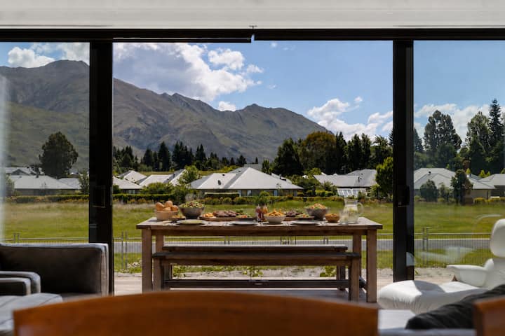 Mt Roy Retreat With Panoramic Alpine Views - Wanaka